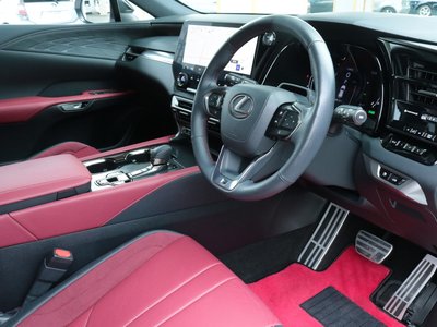 صورة مصغرة 24 لـ 2024 Lexus RX
