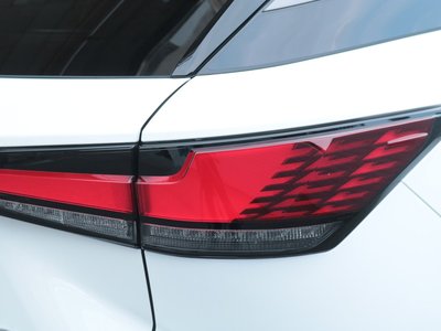 صورة مصغرة 20 لـ 2024 Lexus RX