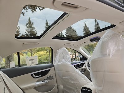 MERCEDES-BENZ E-CLASS - 10