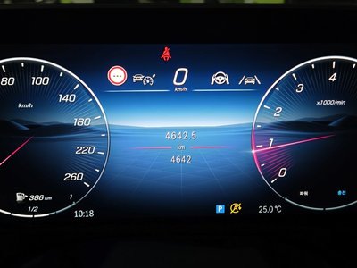 MERCEDES-BENZ E-CLASS - 4