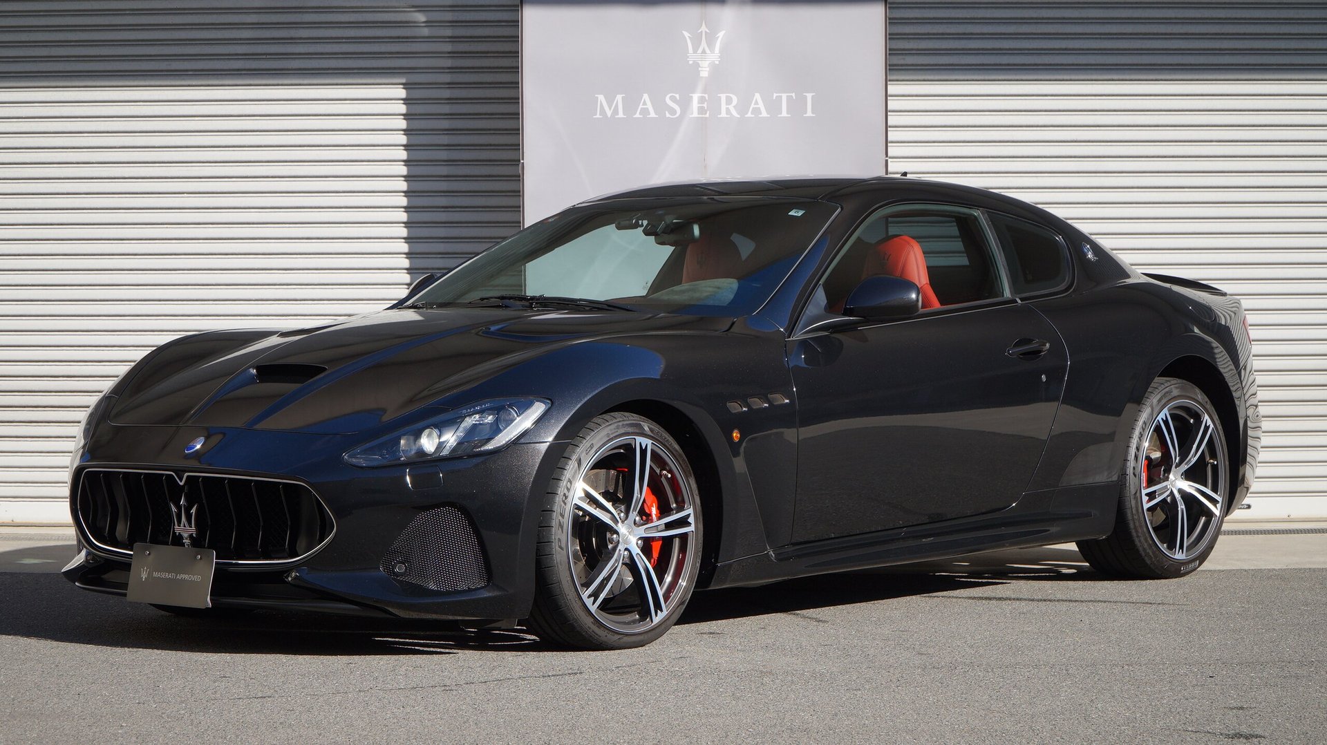 MASERATI GRANTURISMO - View 1