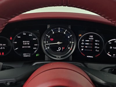 PORSCHE 911 - 8