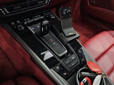 PORSCHE 911 - 9