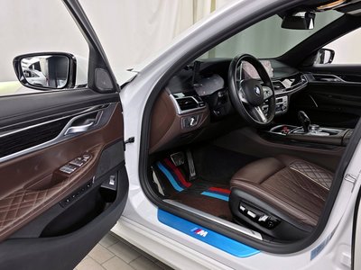 BMW 7 SERIES - 10