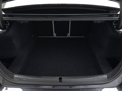 2025 BMW 5 SERIES 缩略图 20