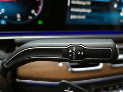 MERCEDES-BENZ GLS - 9