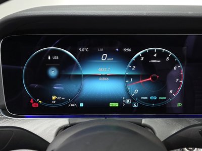 MERCEDES-BENZ E-CLASS - 8