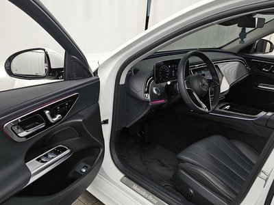 MERCEDES-BENZ E-CLASS - 10