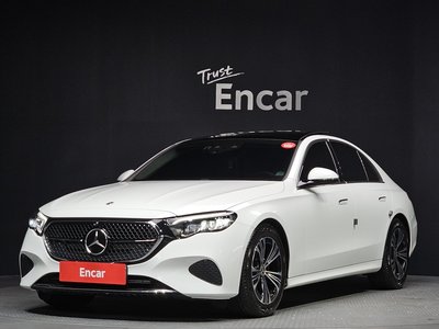 MERCEDES-BENZ E-CLASS - 1