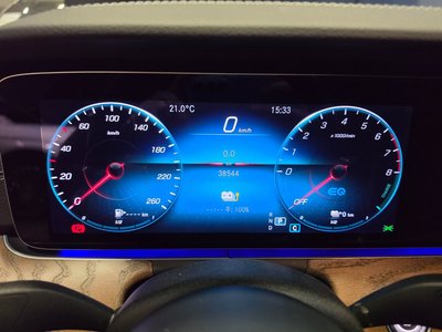 MERCEDES-BENZ E-CLASS - 8