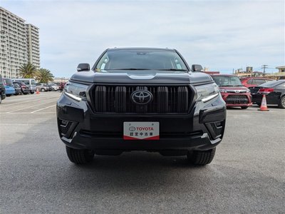 TOYOTA LAND CRUISER PRADO - 9