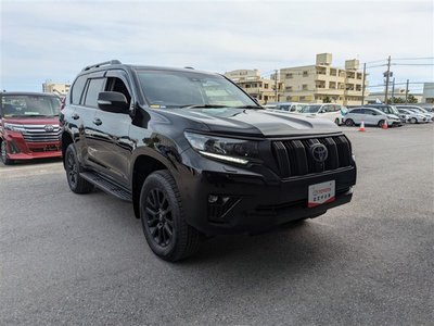 TOYOTA LAND CRUISER PRADO - 8