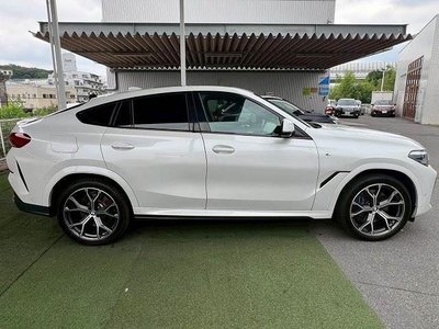2021 BMW X6 缩略图 18