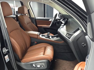2022 BMW X7 缩略图 16