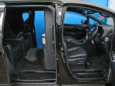 صورة مصغرة 65 لـ 2019 TOYOTA ALPHARD