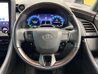 2025 Toyota ALPHARD thumbnail 12