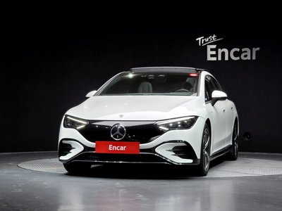 MERCEDES-BENZ EQE - 2