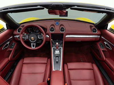 صورة 4 لـ 2024 Porsche 718