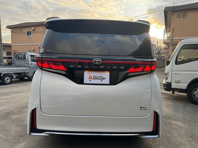 TOYOTA VELLFIRE - 5