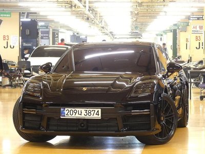 PORSCHE PANAMERA - 2