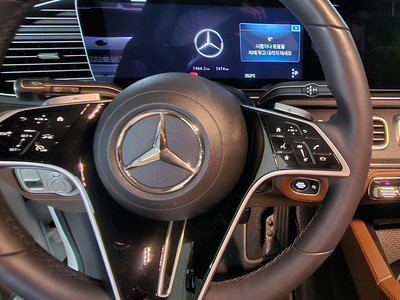 صورة 7 لـ 2023 Mercedes-BENZ GLE