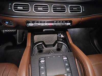 صورة 9 لـ 2023 Mercedes-BENZ GLE