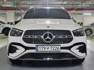 صورة 1 لـ 2023 Mercedes-BENZ GLE