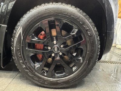 LAND ROVER DEFENDER - 5