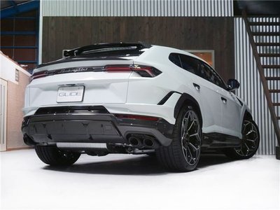 صورة 6 لـ 2024 Lamborghini URUS