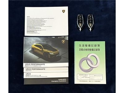 صورة 4 لـ 2024 Lamborghini URUS