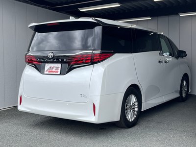 2025 TOYOTA ALPHARD — фото 5