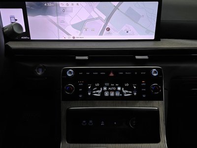 2024 Genesis GV80 — миниатюра 19