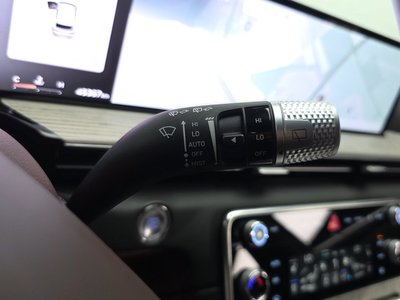 2024 Genesis GV80 — миниатюра 27