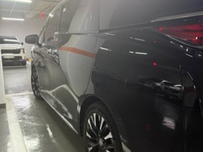 2025 Toyota ALPHARD photo 10