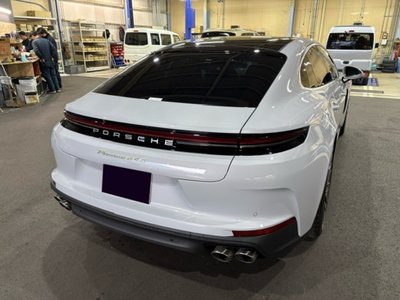 PORSCHE PANAMERA - 5