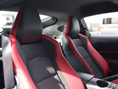 2024 Nissan FAIRLADY Z thumbnail 25
