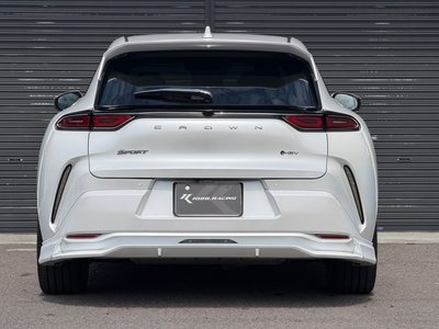 2025 Toyota CROWN SPORT photo 10