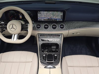 MERCEDES-BENZ E-CLASS - 5