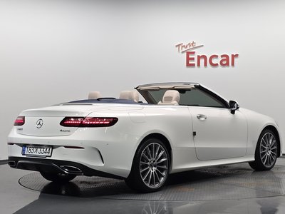 MERCEDES-BENZ E-CLASS - 2