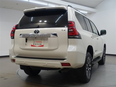 TOYOTA LAND CRUISER PRADO - 8
