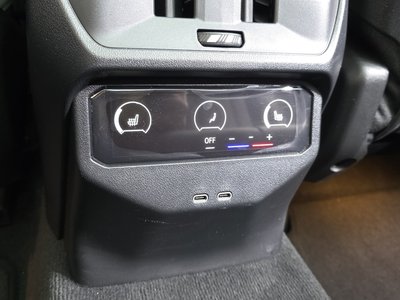 2025 BMW X3 缩略图 18