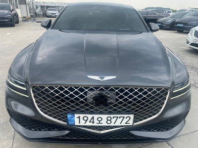 GENESIS G80 (RG3) - 1