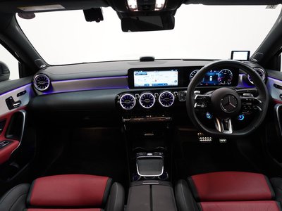 صورة 14 لـ 2023 Mercedes-BENZ A-CLASS AMG