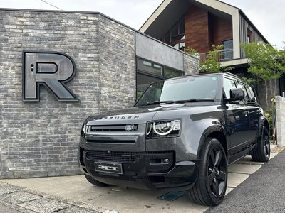 LAND ROVER DEFENDER - 6