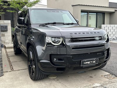 LAND ROVER DEFENDER - 9