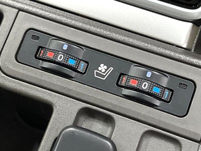 TOYOTA LAND CRUISER PRADO - 7