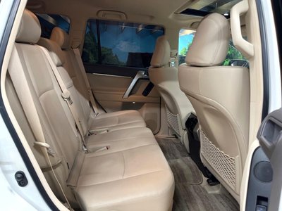 TOYOTA LAND CRUISER PRADO - 9