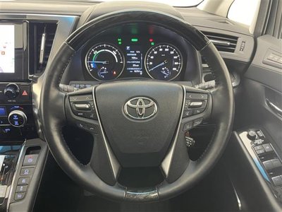 TOYOTA ALPHARD - 9