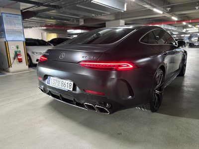 MERCEDES-BENZ GT AMG - 6