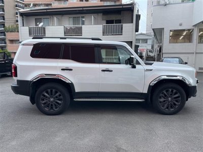 TOYOTA LAND CRUISER 250 - 8